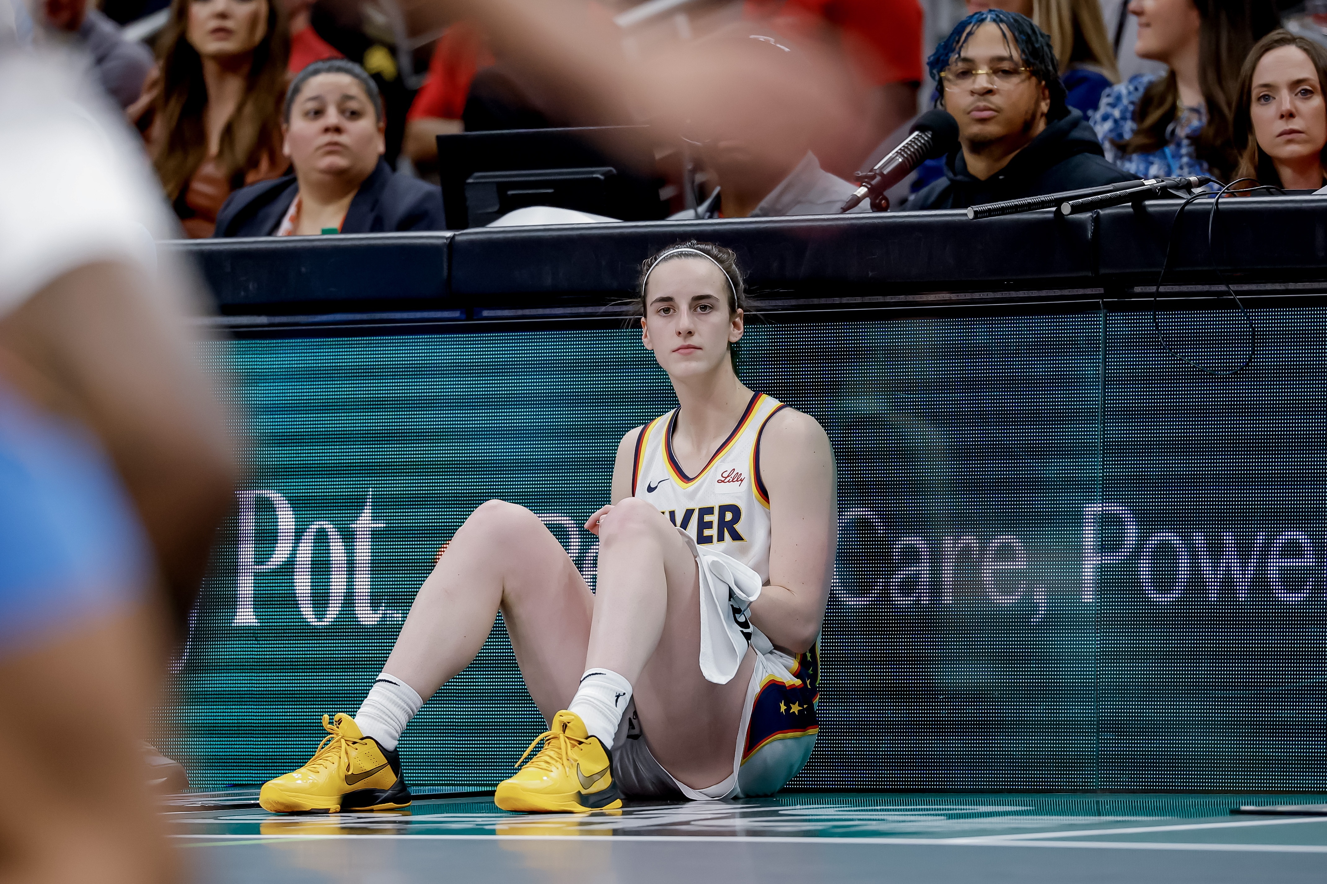 英超赛事高清-克拉克谈新劳资协议工资上涨：这为所有女子职业体育运动树立先例